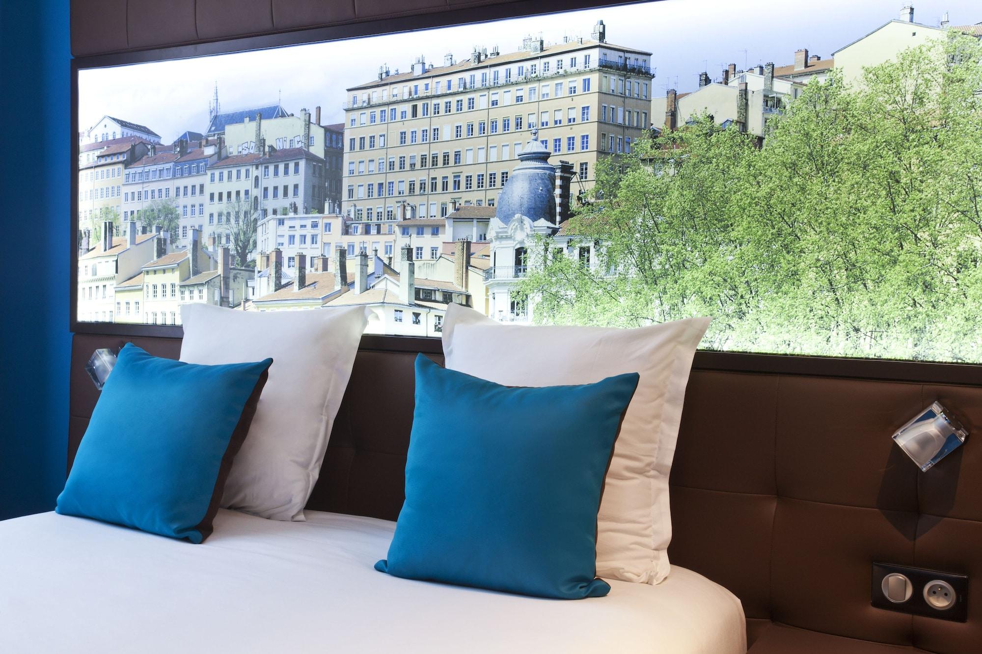 Hotel Des Savoies Lyon Perrache Exterior photo