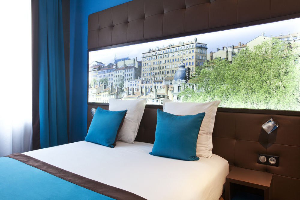 Hotel Des Savoies Lyon Perrache Exterior photo